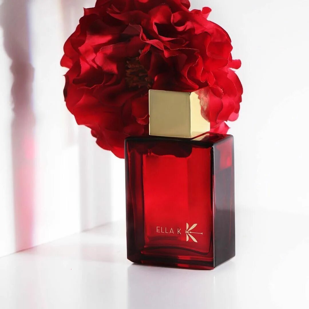 Камелия аромат. Ella k Parfums Camelia k. Ella k Parfums Camelia k EDP 100ml. Ella Camelia духи. Ella k Parfums Camelia k 2ml EDP Sample.