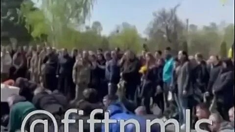 Отжимания на похоронах