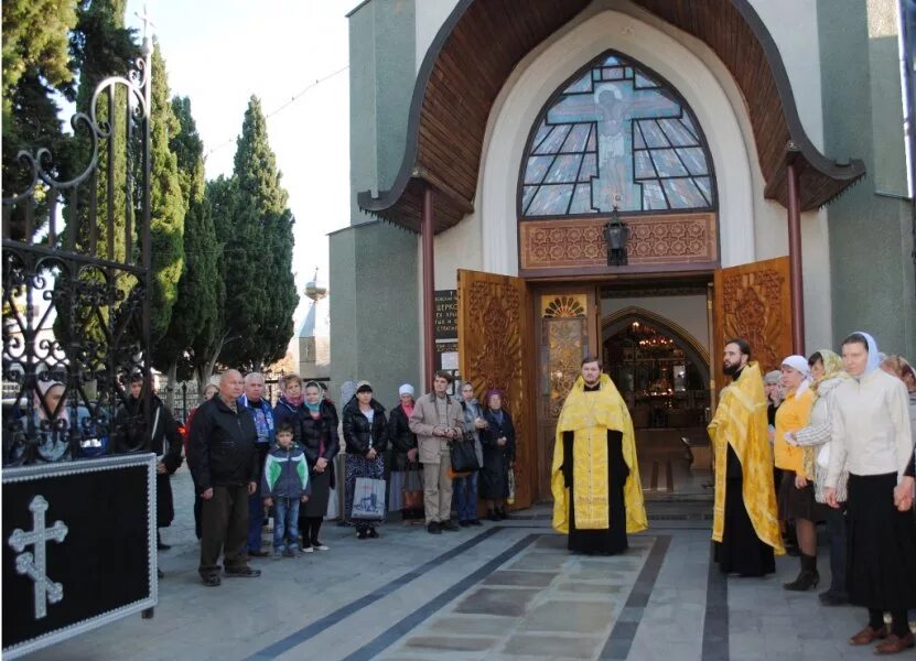 Храм святого феодора стратилата. Церковь фёдора стратилата на щиркове улице великий новгород. Церковь феодора стратилата на ручью. Храм святого феодора стратилата. Церковь феодора стратилата на щиркове, великий новгород.