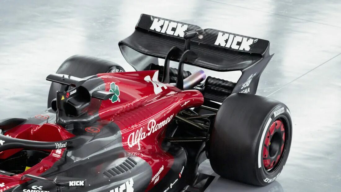Альфа ромео формула 1. Болид alfa romeo f1. Alfa romeo f1 2022. Alfa romeo f1 c43. Команда alfa romeo.