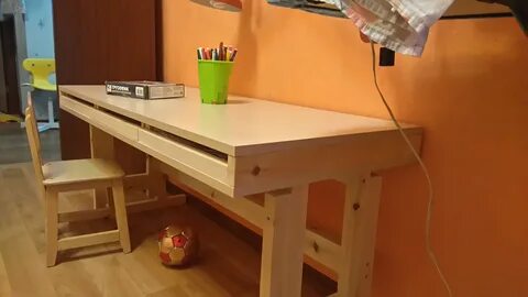 Со столом делаем