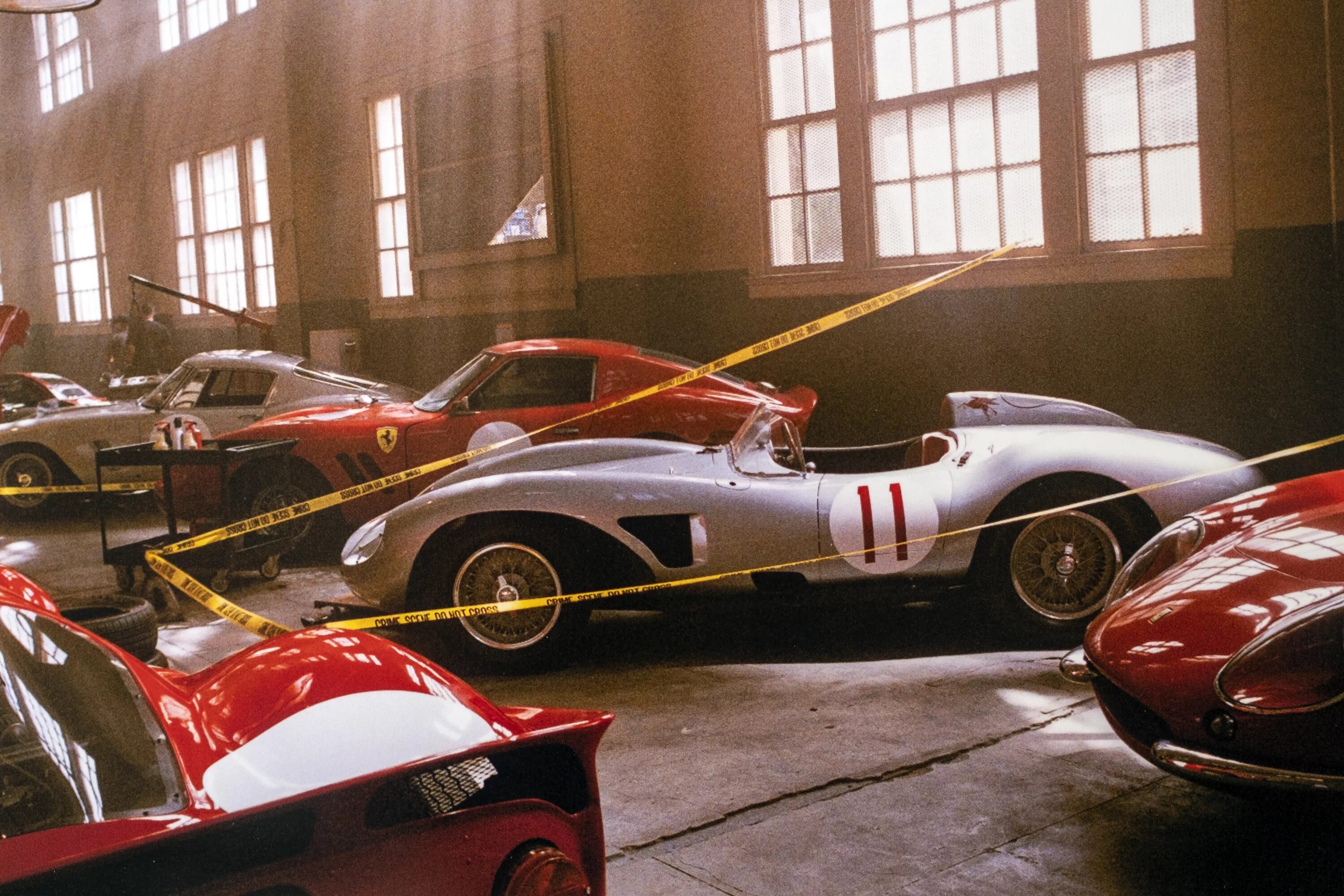 Форд против феррари майлз. 1964 usrrc cobra roadster. Ford gt40 форд против феррари. Форд против феррари форд. Ford gt40 ford vs ferrari.