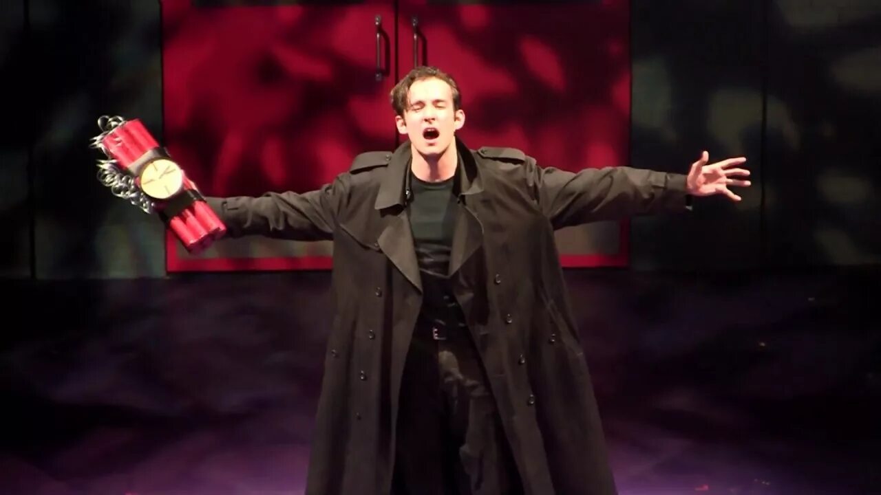 Pass the dutchie musical. Форрест Филиано актер. Джей ди хезерс мюзикл. Forrest Filiano Heathers the Musical.