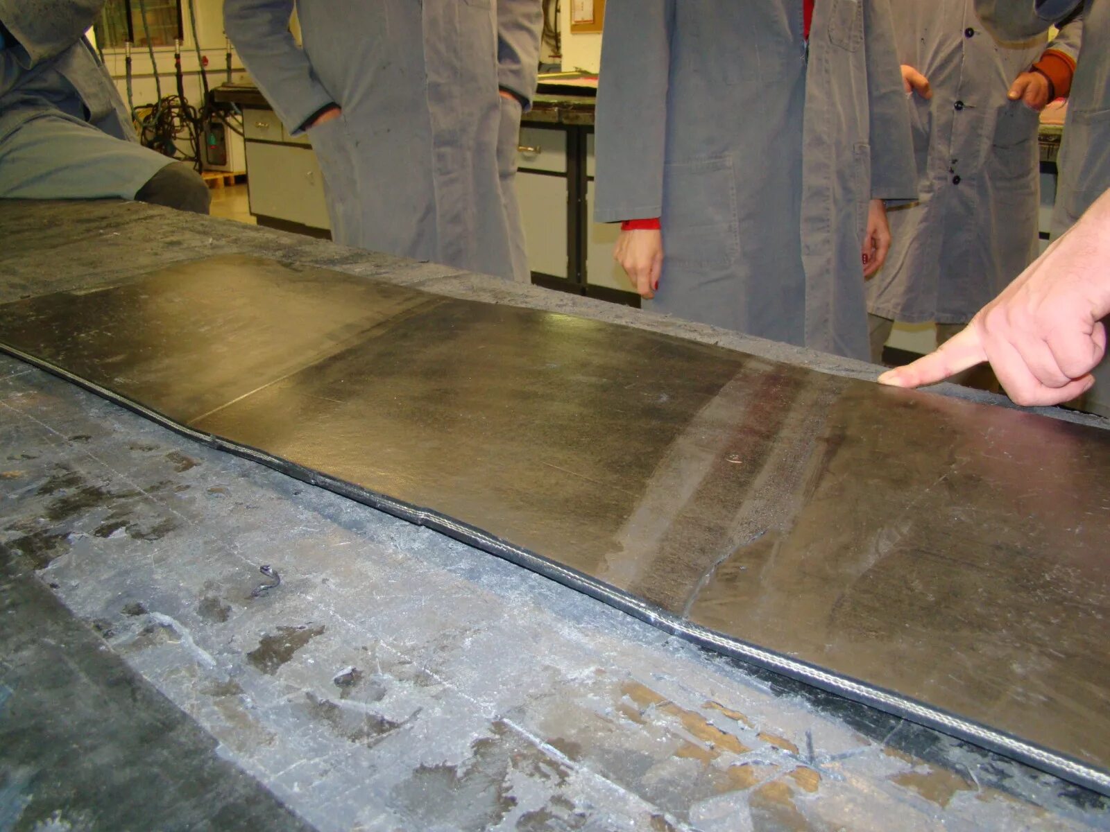 Вулканизация конвейерной ленты. Соединители заклепочные шарнирные для конвейерных лент flexco r5 se 48/1200. Вулканизация конвейерной ленты. Стыковка конвейерных. Замок транспортерной ленты flexco.