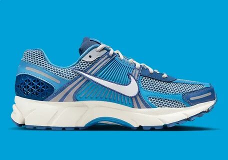 Nike vomero 5 roam