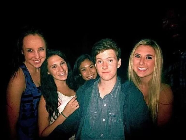 На первый взгляд дело на. На первый взгляд дело на. На первый взгляд дело на. Следователь криминалист. Личное дело заключенного.