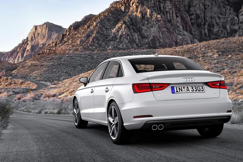 Audi a3 sedan 2014. Audi a3 sportback 2014. Audi a3 салон. Ауди а3 2014 салон. 2014 3.