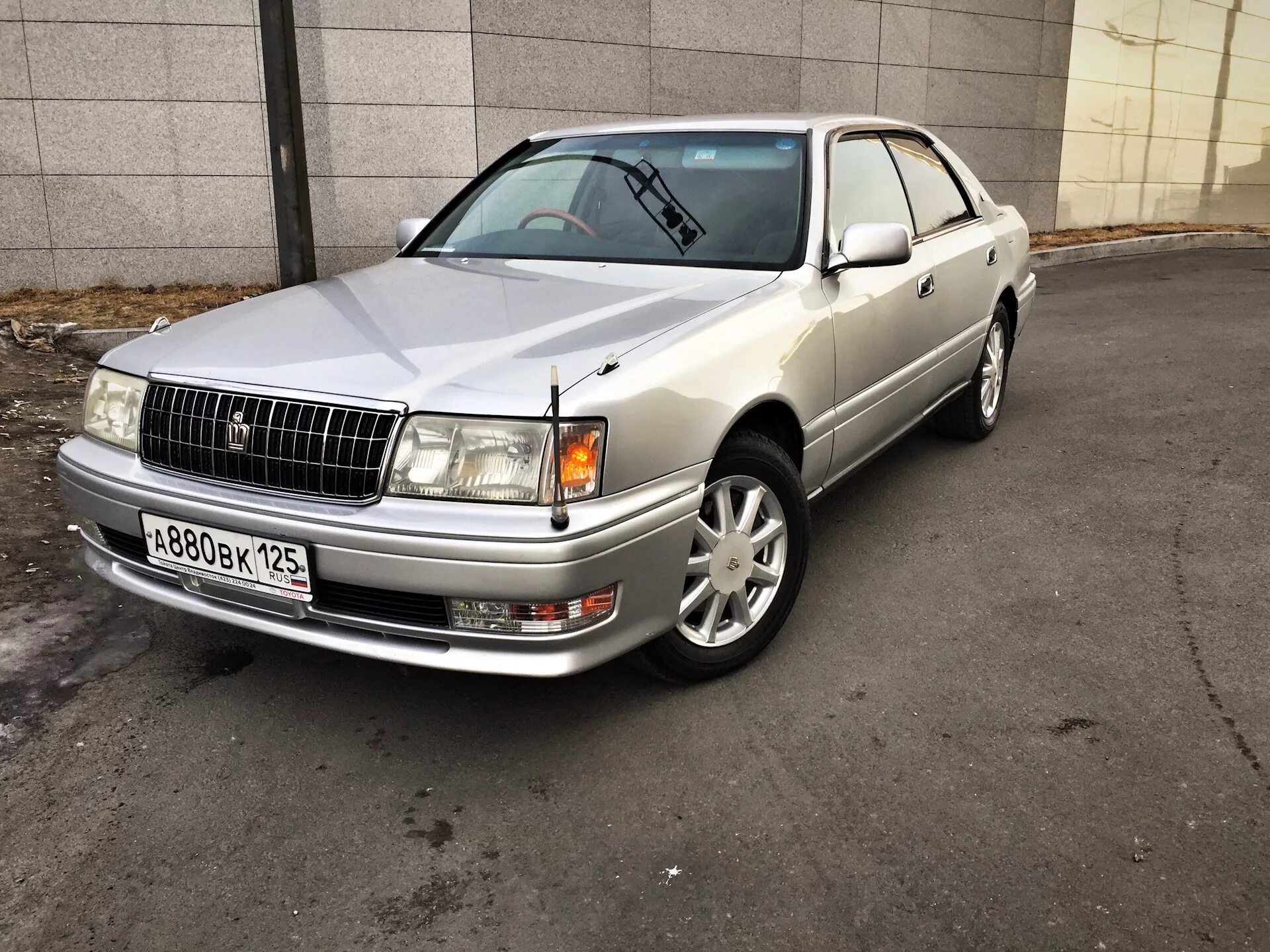 Продажа тойота краун. Toyota Crown s150. Тойота Краун 175. Тойота Кроун 161 кузов. Тойота Краун 10 кузов.