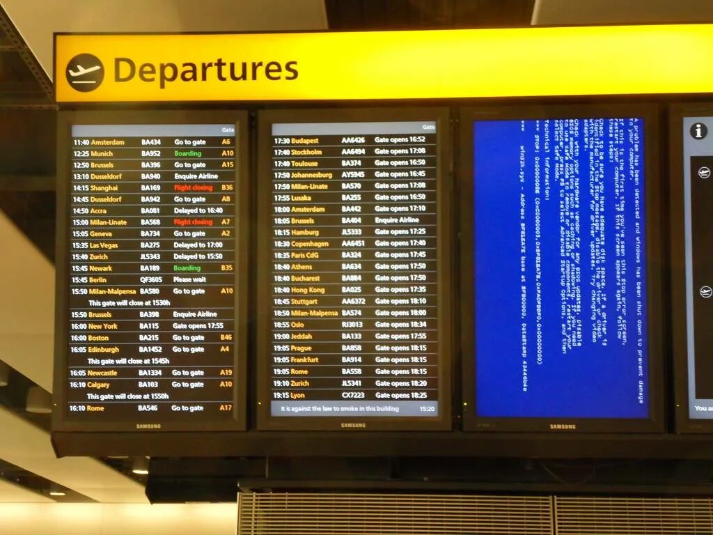 Шанхай табло вылета. Табло аэропорта хитроу. аэропорт departure. информационное табло в аэропорту. световое табло в аэропорту.