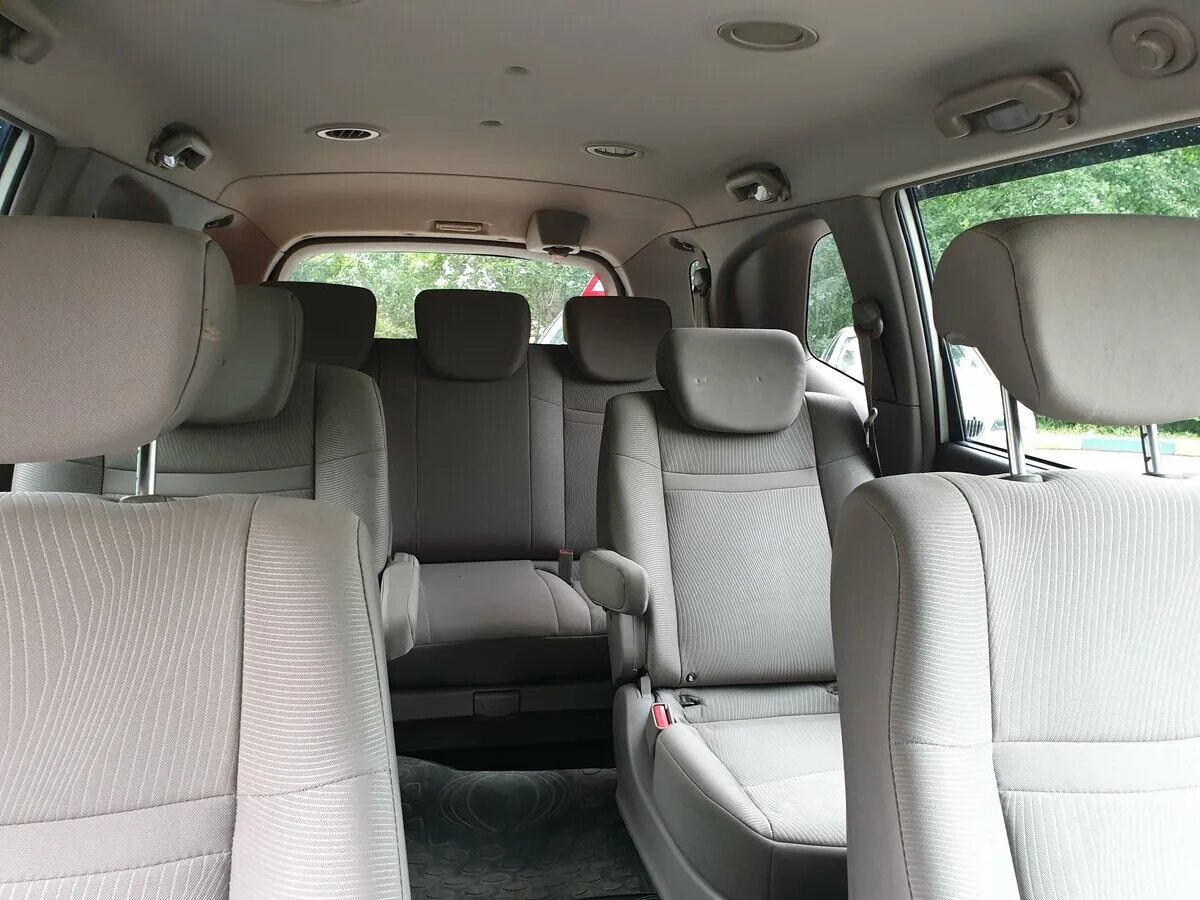 Honda minivan 7 местный. Авто бу 7 мест. Мерседес 7 местный минивэн. Kia sedona 7 местный. Мерседес бенц 7 местный gls.