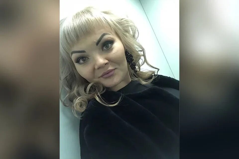 Одна на миллион. Один на миллион. Выглядеть на миллион женщине. Миллионов женщин по всему. Миллионов женщин по всему.