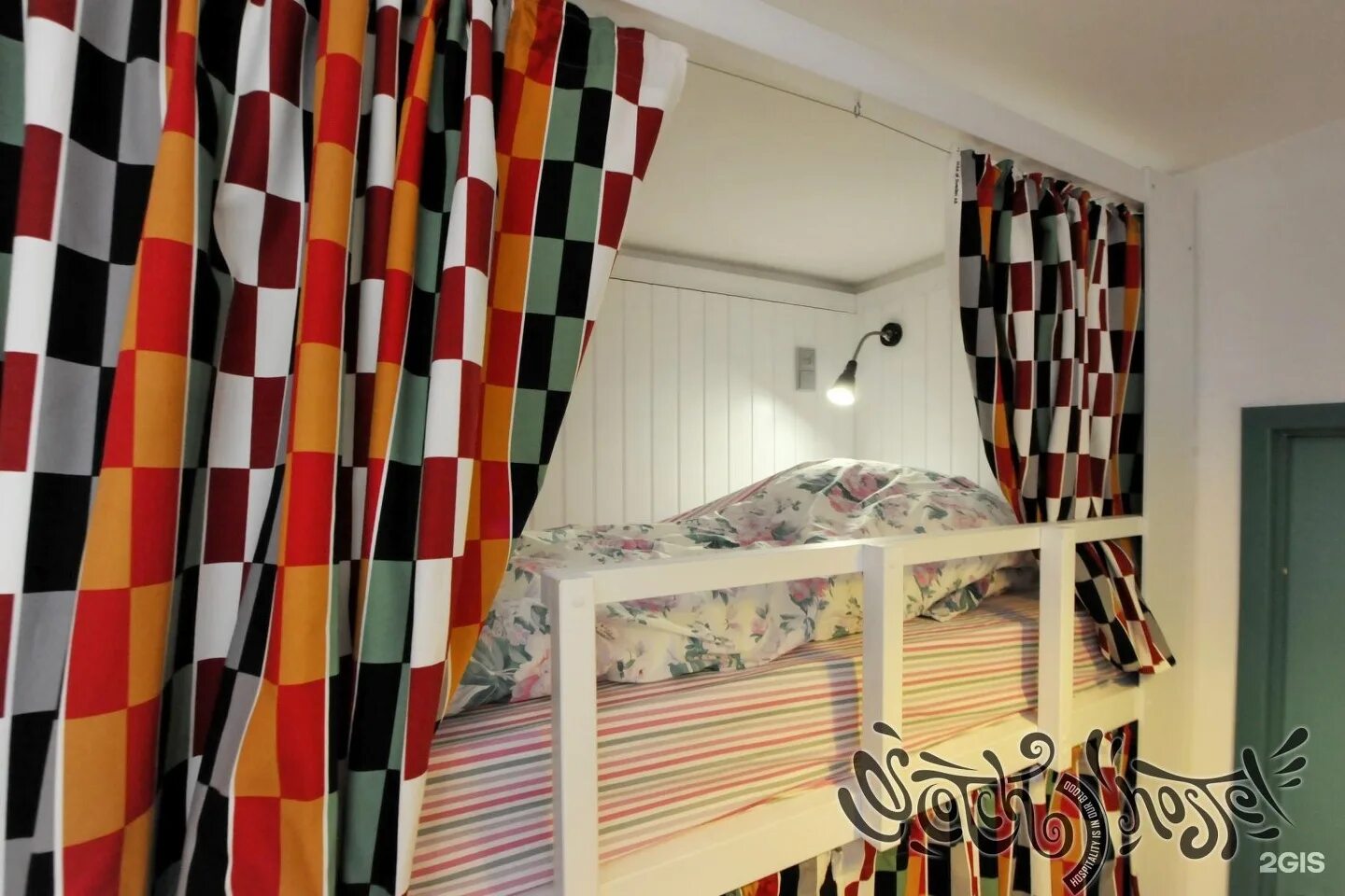 Скотч хостел волгоград. Хостел scotch волгоград. scotch hostel. скотч хостел. хостел в волгограде скотч хостел.
