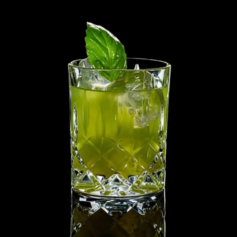 Gin basil smash