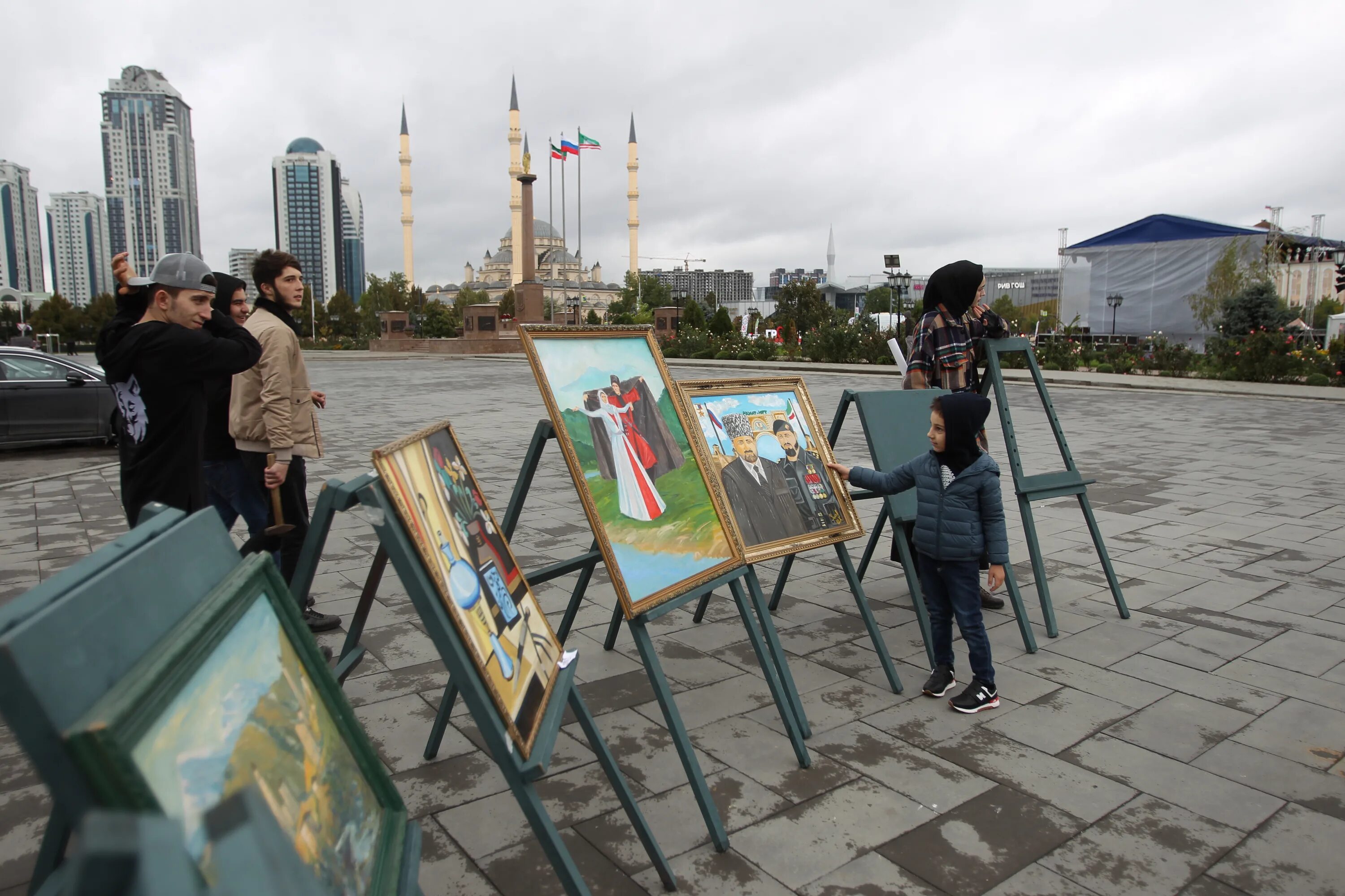 Какая грозный день есть. Празднование день город грозный. день города грозный. празднование дня города грозный 2025 года. день города грозный 2025.