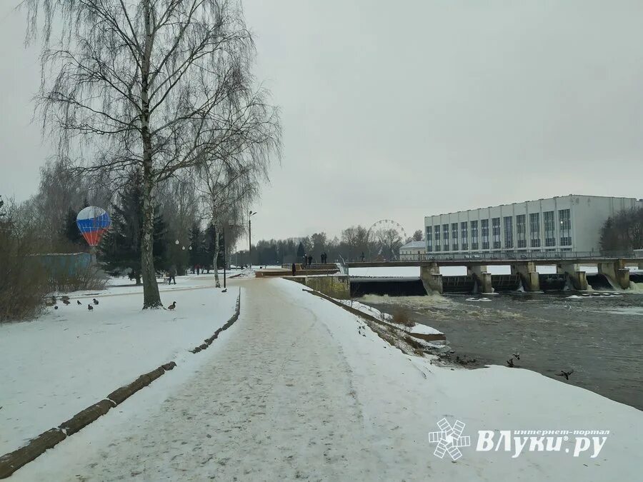 Погода в великих луках рп5. Великие Луки дождь в январе. Погода Великие Луки. Великие Луки погода фото сегодня. Погода на 12 дней в великих Луках.