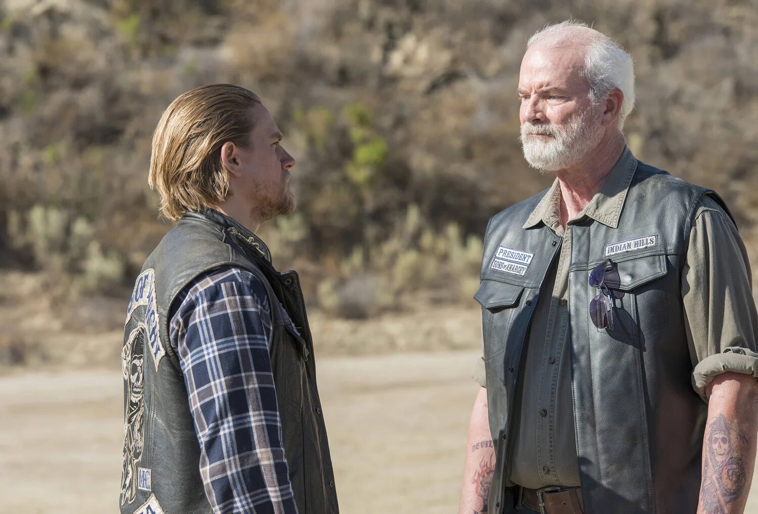 Чарли ханнэм сыны анархии 1 сезон. Чарли ханнэм сериал сыны анархии. Сыны анархии 2011 4-й сезон 7 серия. Сыны анархии актеры. Сыны анархии сериал 2008–2014.