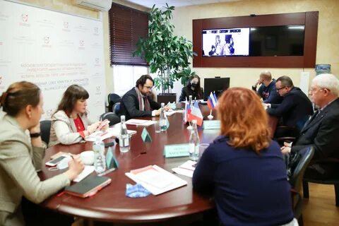 Бесплатные курсы при посольствах в москве