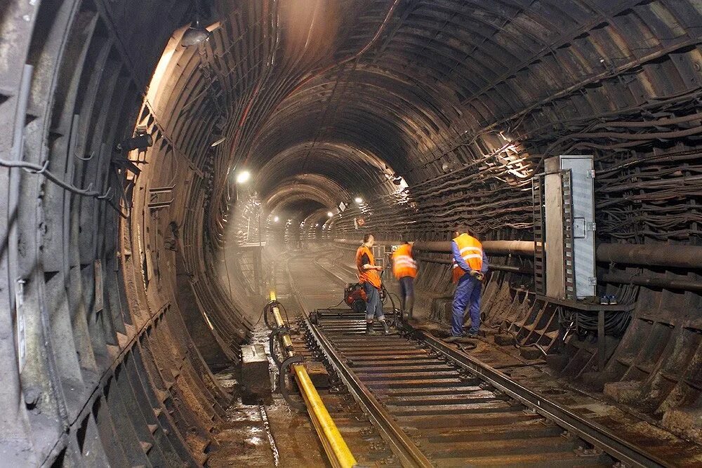 Ремонт метро. Ремонтное метро. Ремонт путей мосметро. Росметрострой. Метро ремонтные