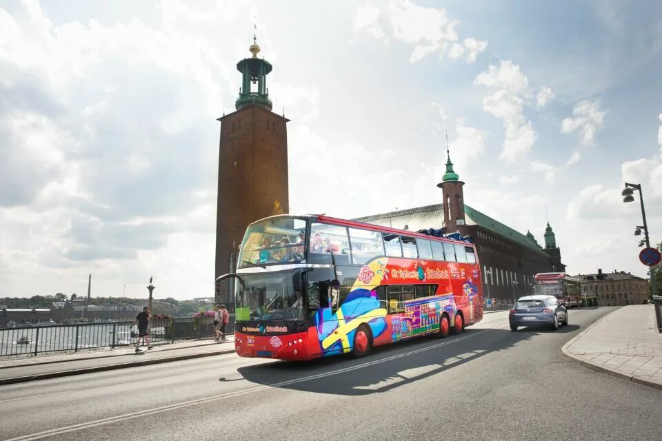 Do some sightseeing. Stockholm sightseeing bus. плавающий экскурсионный автобус стокгольм. автобусы в швеции. city sightseeing.
