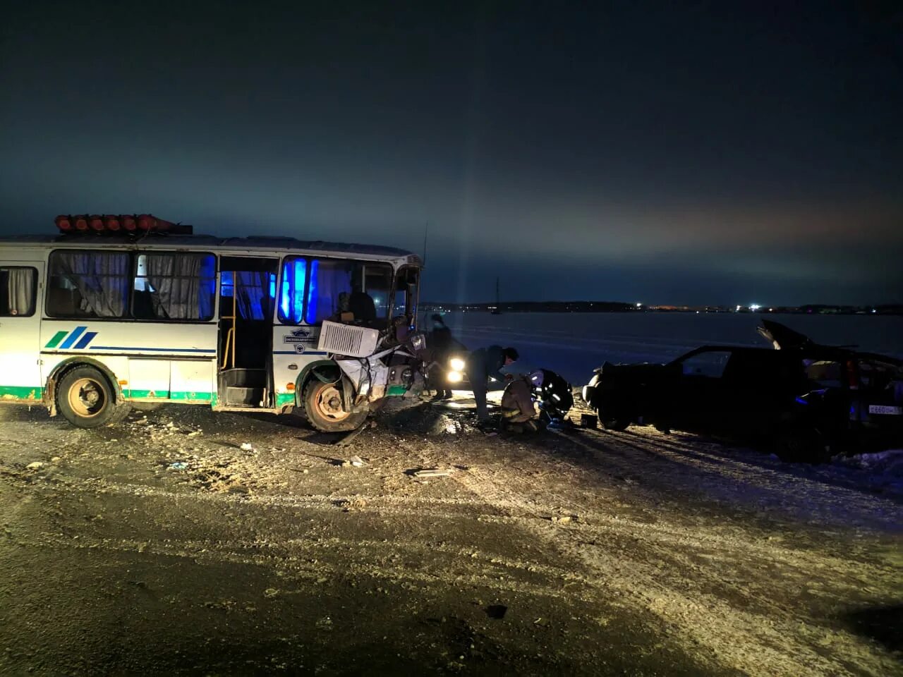 ДТП С автобусом в Омской области. Страшные аварии с автобусами. Новости омска сегодня свежие происшествия