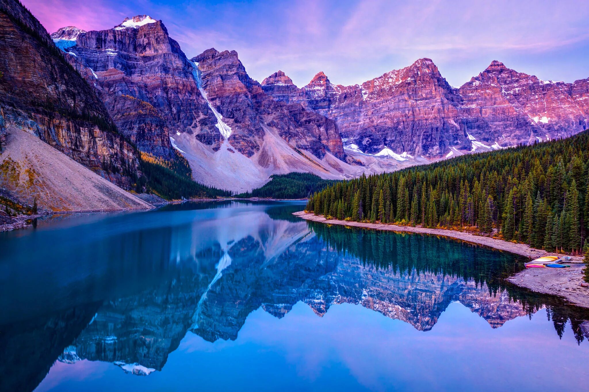 Canada lakes. Озеро Морейн в Канаде. Ледниковое озеро Морейн, Канада.