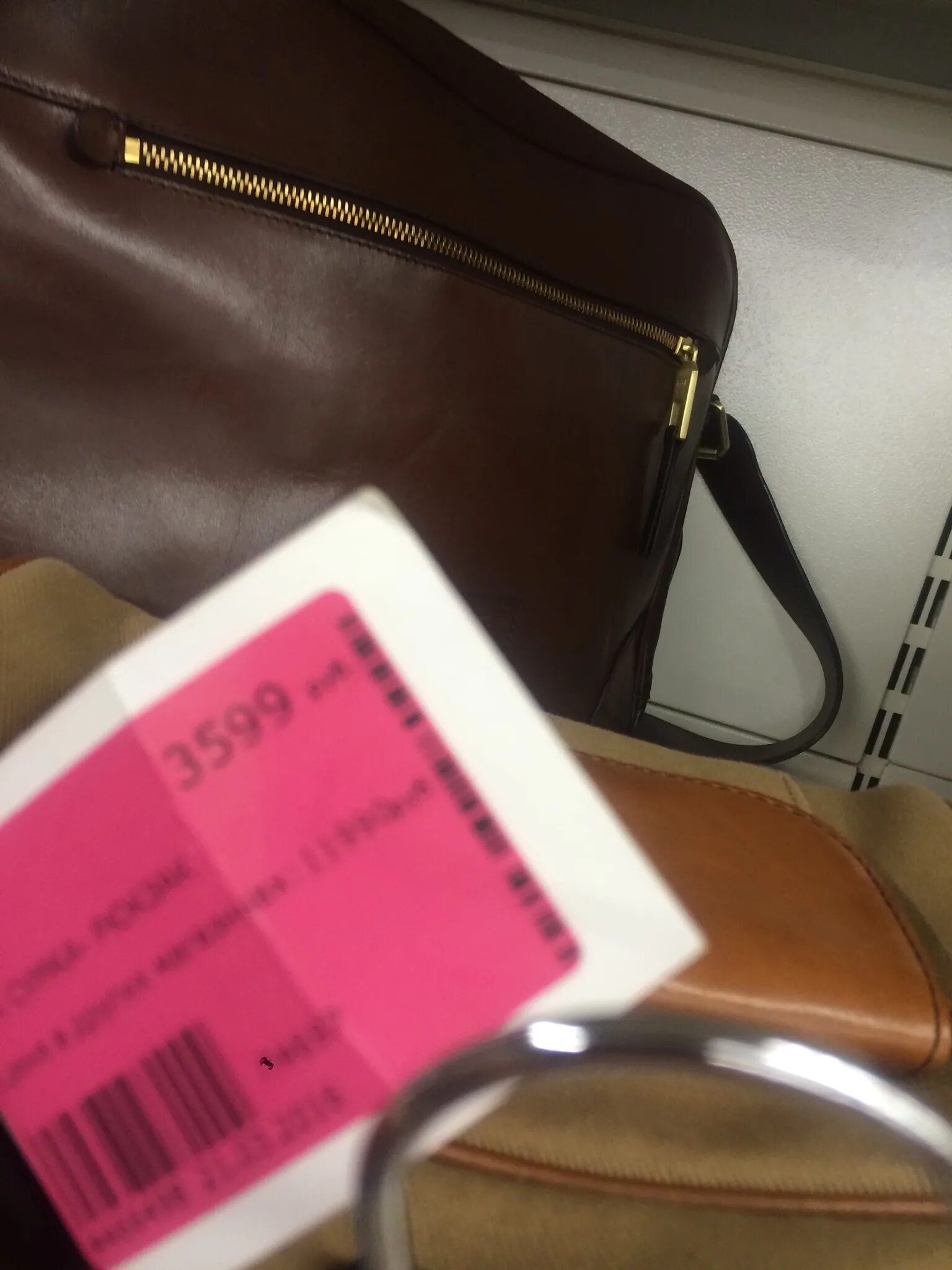 Происхождение слова портфель. Сумка квт с-09 73528. Километр портфель. Километр портфель. Километр портфель.