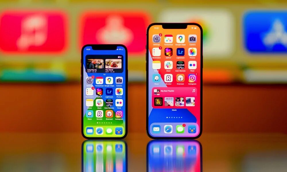 Apple 10 mini. Apple iphone 13 Mini. Iphone 13 и iphone 13 Mini. Apple iphone 13 Apple iphone 13mini. Iphone 13 Mini iphone XR.