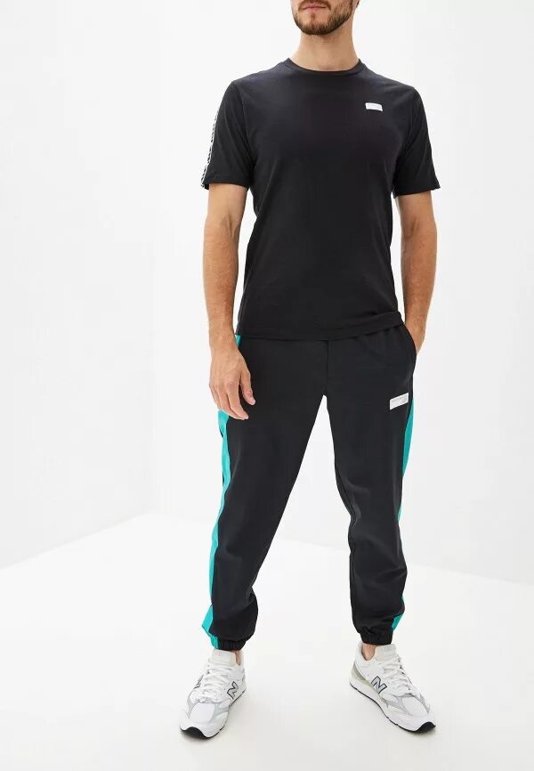 Штаны new balance. Брюки спортивные New Balance mp91507. NB New Balance брюки. Брюки спортивные NB Athletics Windbreaker Pant. New Balance Athletic брюки.