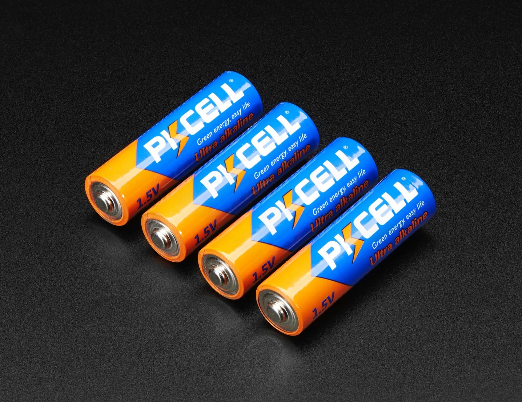 Aa battery. AA lr6 Alkaline Batteries. Lr06 AA батарейка. Revolta professional AA батарейки. Батарейки lr6 PNG.