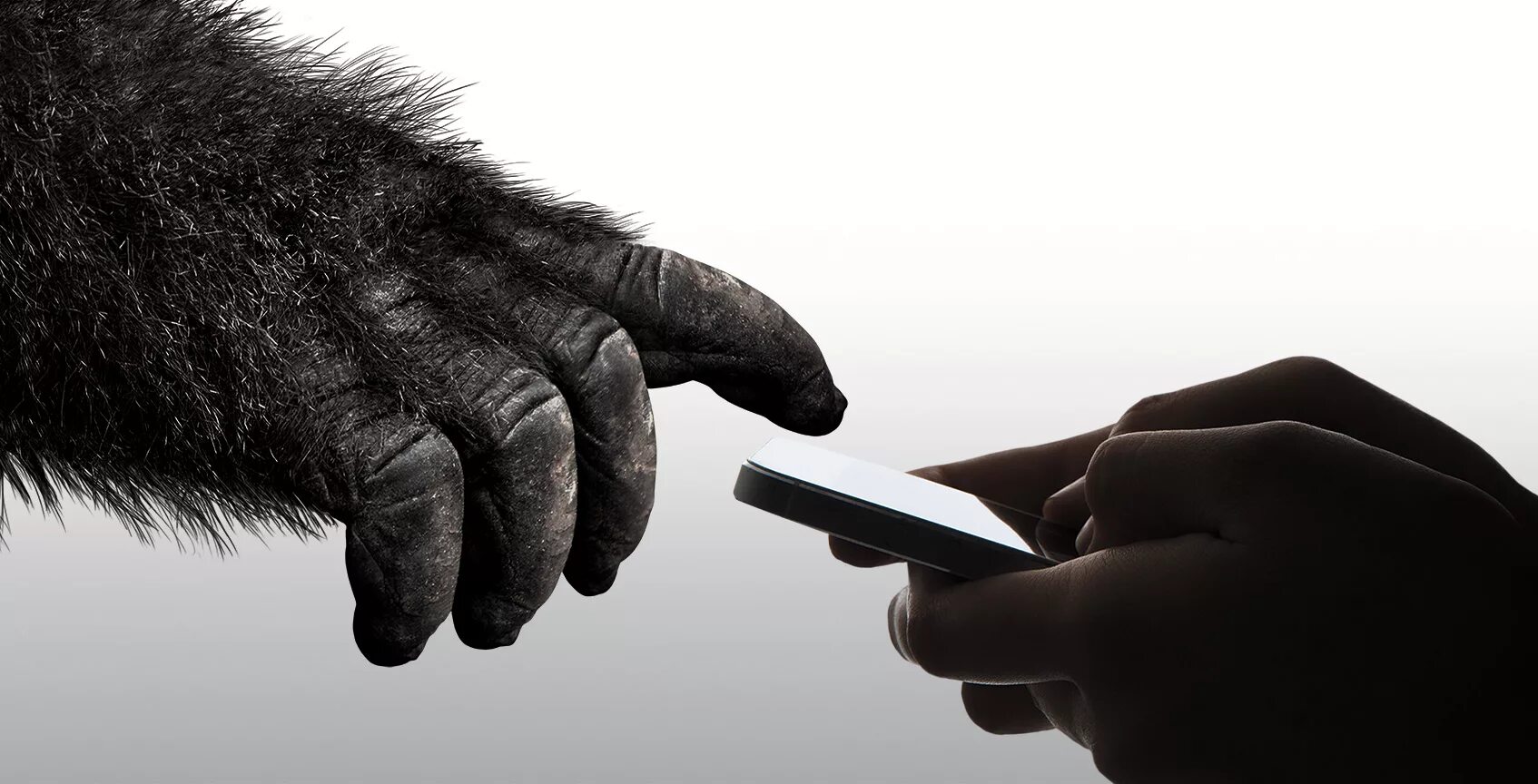 Стекло corning gorilla. Gorilla Glass Victus. Corning Gorilla Glass. Gorilla в стекле. Corning Gorilla Glass 5.