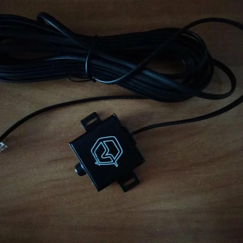 Выносной регулятор сабвуфера. Регулятор баса для сабвуфера рца. Выносной регулятор уровня сигнала rca alc-003. 1200. Регулятор баса алпайн.