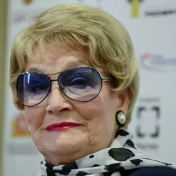 Актриса хитяева сейчас. Людмила хитяева.