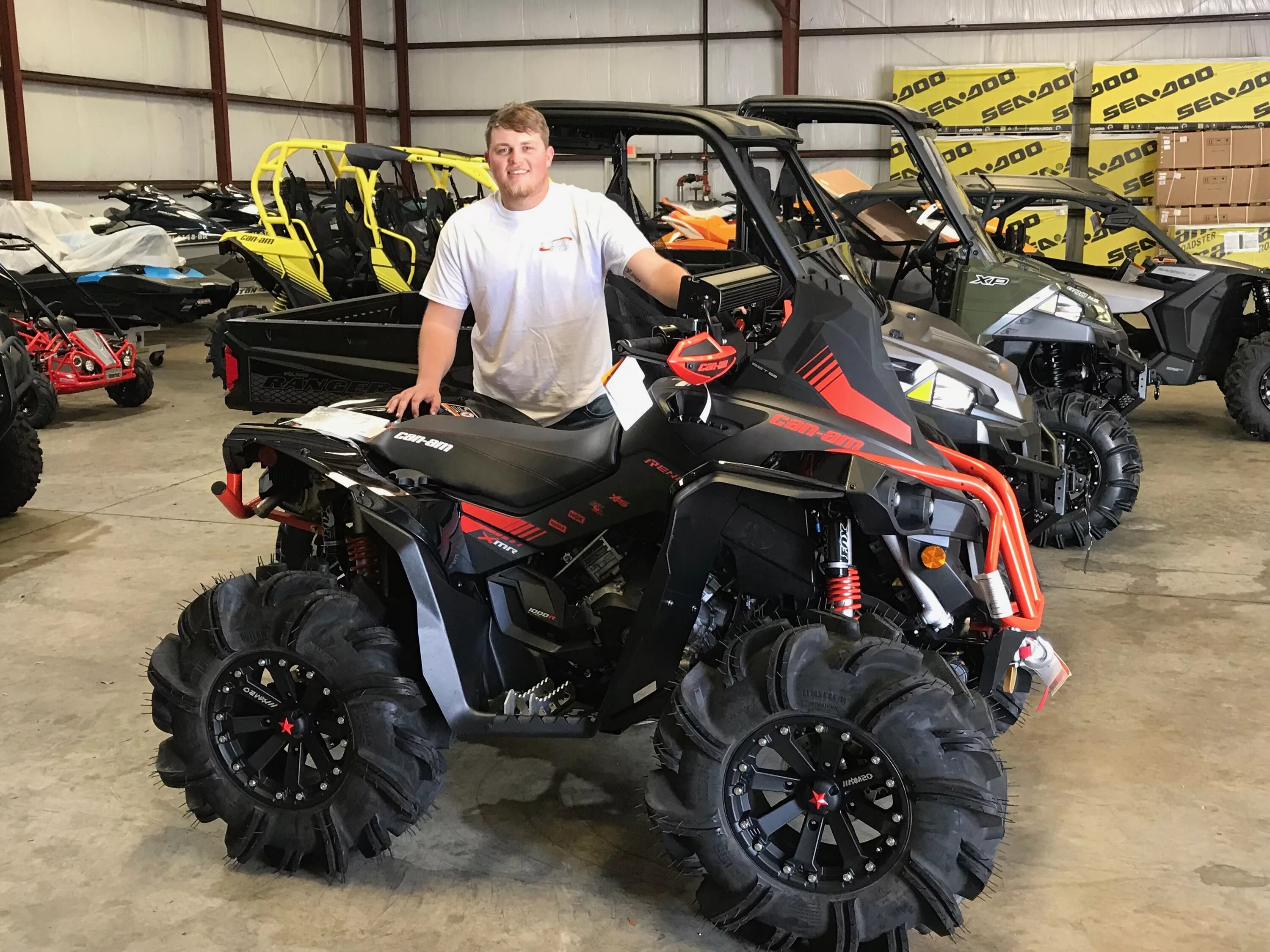 Xmr builder. Квадроцикл монстр can am xmr 1000. brp renegade 1000 xmr. can am 1000 xmr. can-am renegade 2025.