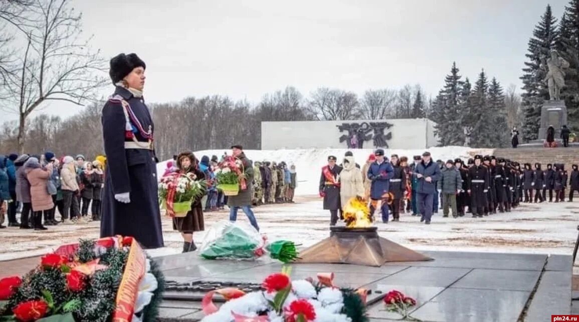 Освобождение города Великие Луки. Освобождение великих лук от немецко-фашистских захватчиков. 20 Января освобождение города Великий Новгород. Освобождение Великие Луки.