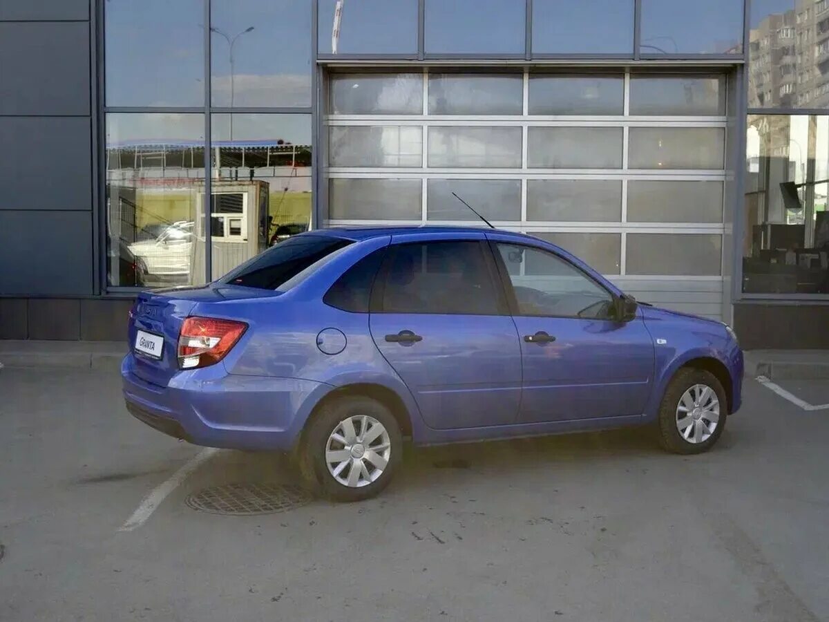 гранта 2022 характеристики. лада гранта седан 2022. Lada гранта фл 2022 классик. сколько стоит lada granta в саранске. новая lada granta 2022.