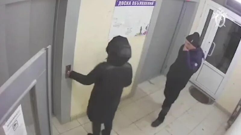 Полное видео нападения от первого лица. Нападение на девочку в лифте.