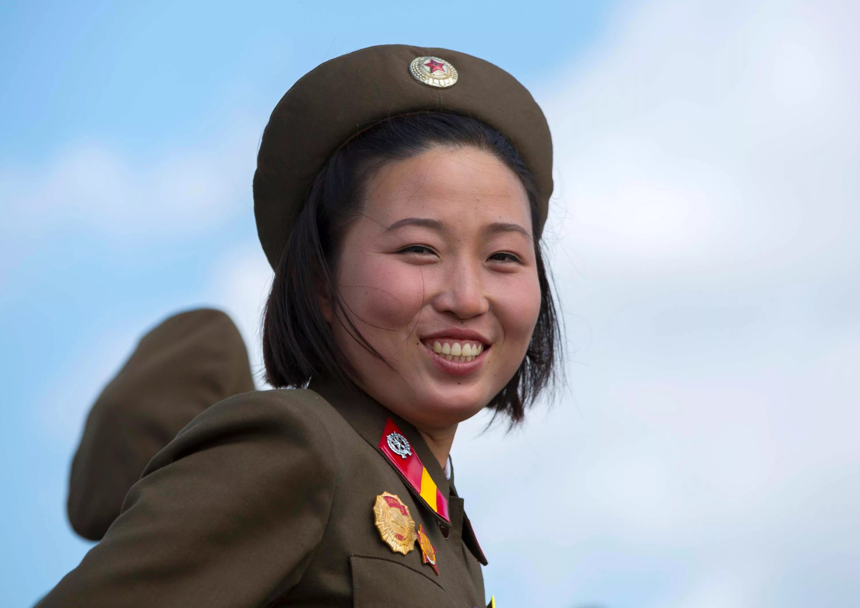 Кореянки в Северной Корее. Северные корейцы. Есть ли в северной корее