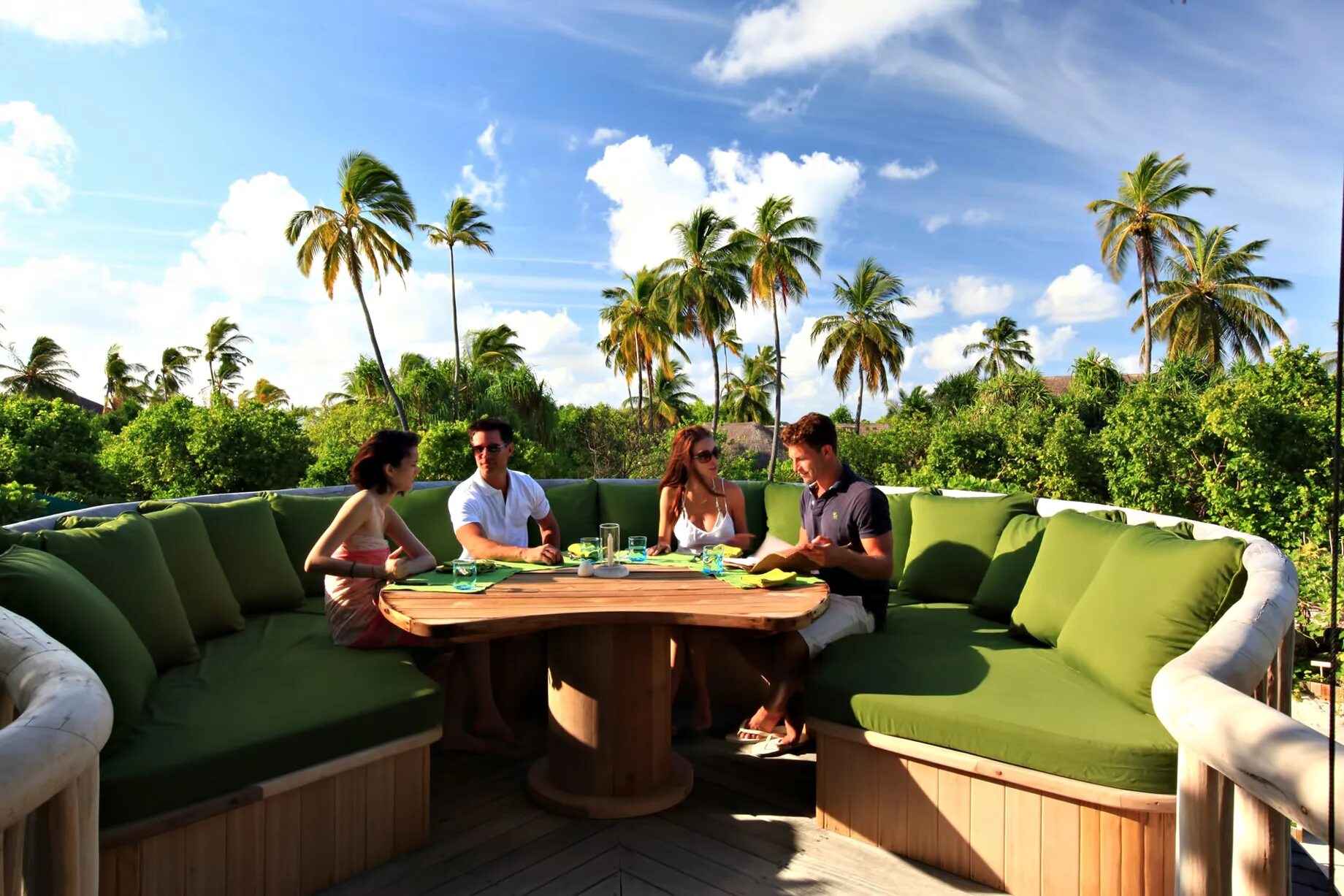 Hotel tourism. Отель Six senses Laamu. Six senses Laamu 5 Мальдивы. Six senses Laamu 5* Deluxe (Laamu Atoll). Туризм гостиница.