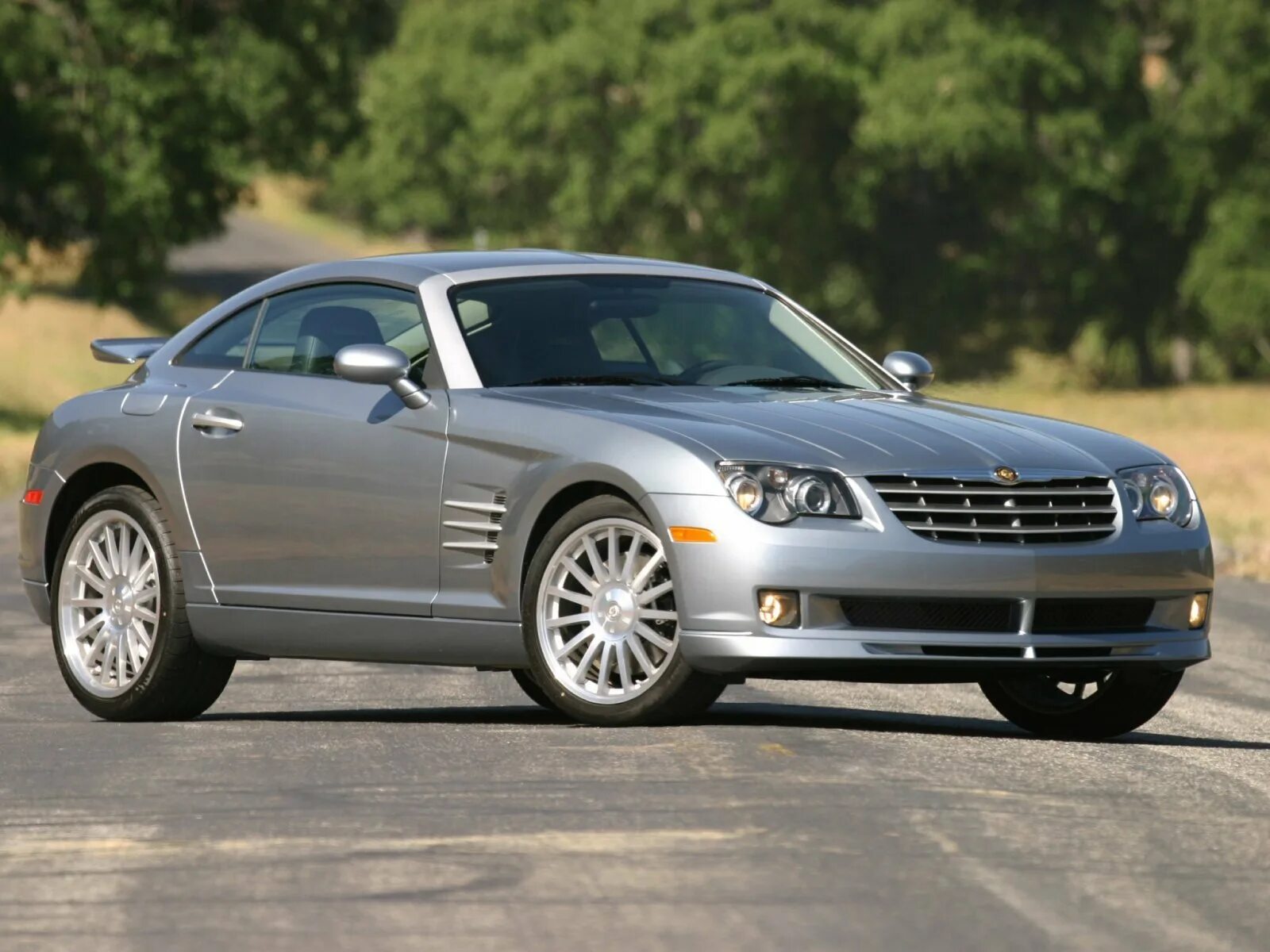 Как выглядит крайслер. Chrysler crossfire 2004. chrysler crossfire srt-6 coupe. crossfire chrysler srt. крайслер кроссфаер 2008.
