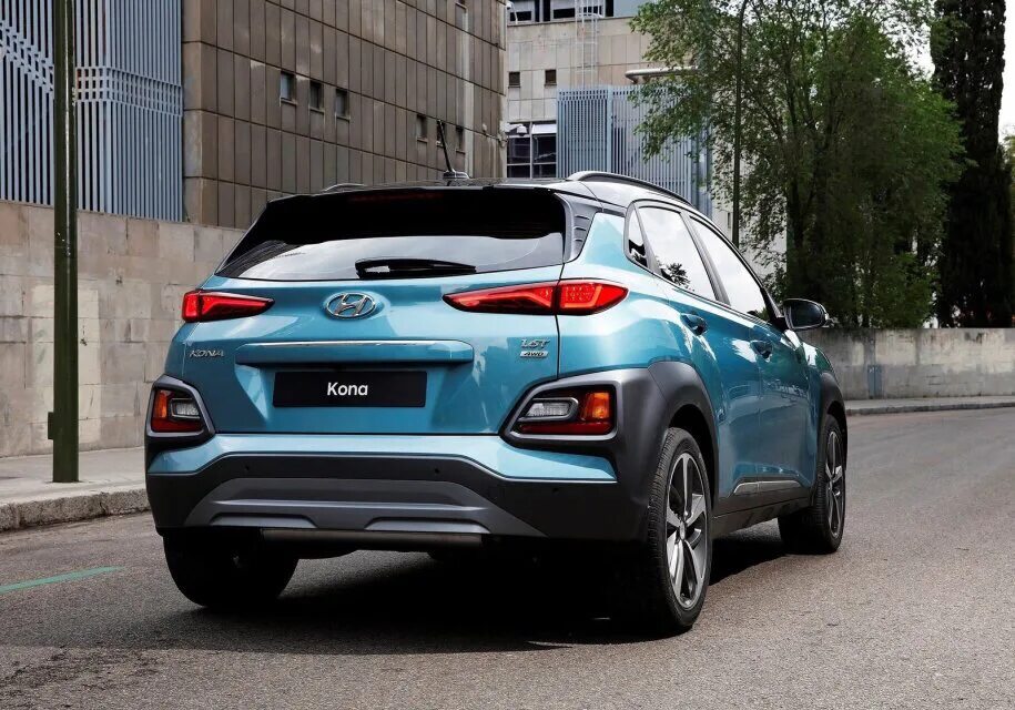 Купить б/у Hyundai Creta I 2.0 AT (150 л.с.) бензин автомат в Липецке: серый Хен