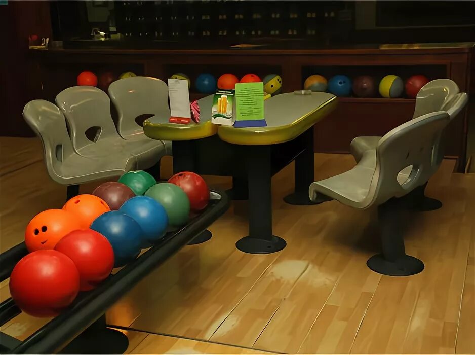 кузнецы боулинг. самокат боулинг москва. пирамида боулинг красноярск. боулинг волгоград пирамида. боулинг волгоград европа сити молл.