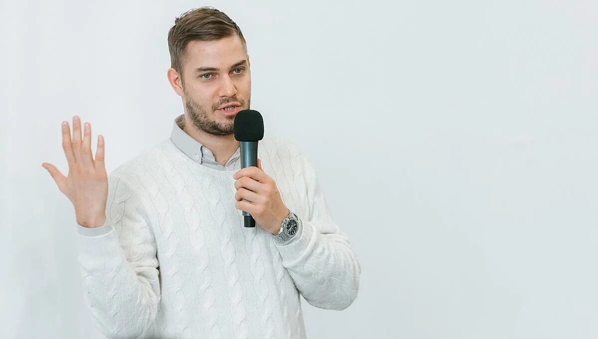 Блоггер экономист