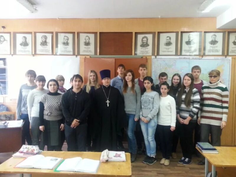 директор 22 школы шахты фото. директор школы 22 шахты. школа 22 шахты. г шахты школа 22. город шахты парковая школа 22.