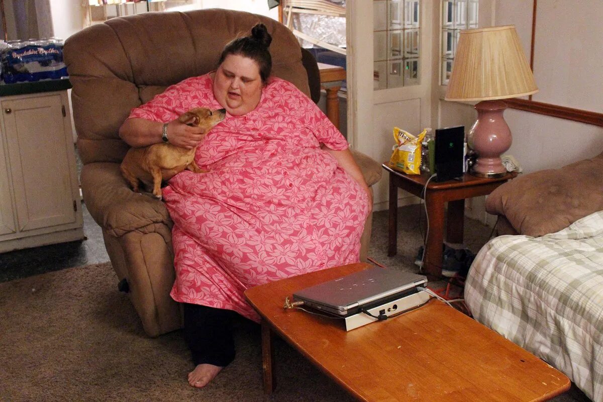 Брианна диас я вешу 300 кг. Я вешу 300. Саманта мейсон я вешу 300. Я вешу 300 кг доктор назардан. Тлс я вешу 300 килограмм.