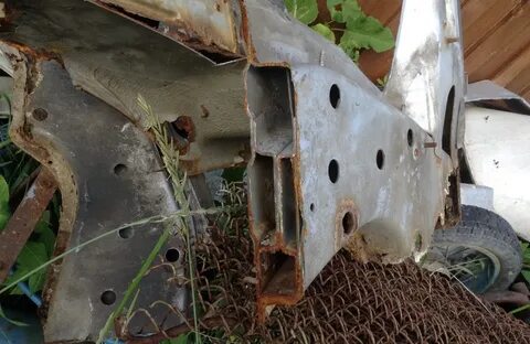 Где находится лонжерон на ваз