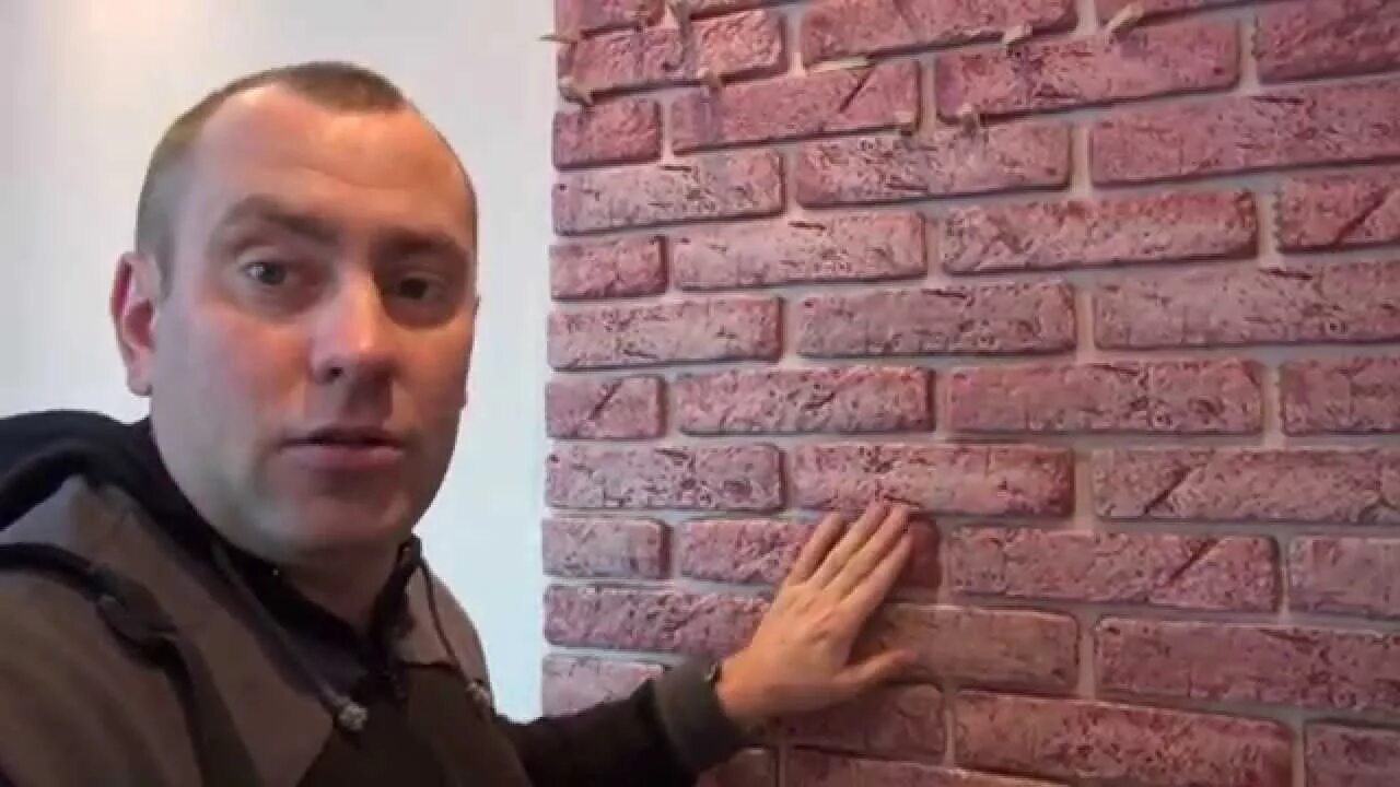 Кирпич мастер. Имитация настоящей кирпичной кладки. облицовочный кирпич из гипсокартона своими. отделка дома снаружи фасадными панелями под кирпич фото.