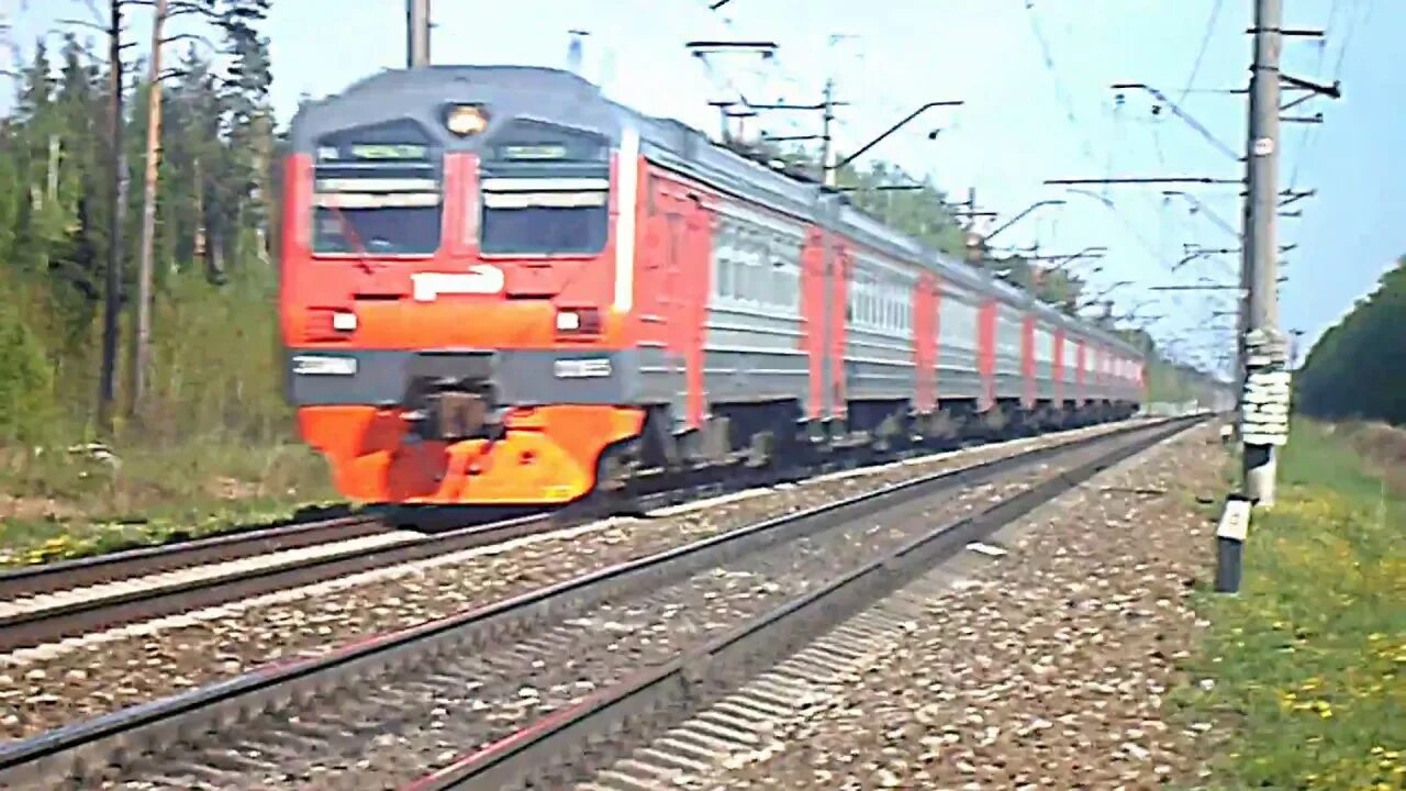 Эд4м 0165. Эд4м Куровская. Эд4м 0446 Шатура экспресс. РЖД фирменный экспресс эд4м.