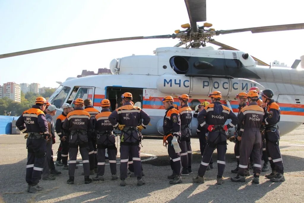 Поисково-спасательная служба мчс россии фото. Служба спасения мчс. Служба спасения мчс. Подразделения поисково-спасательной службы мчс россии. Служба спасения мчс.