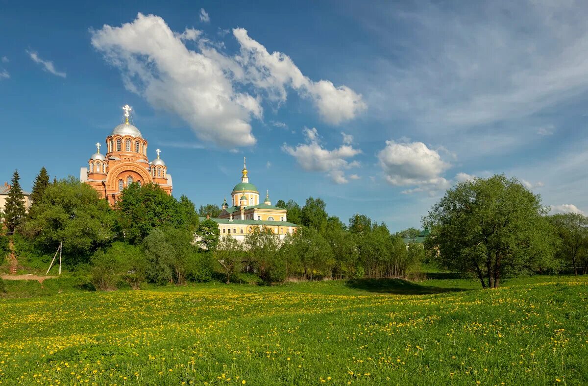 хотьково московская область достопримечательности. покровский хотьков монастырь. хотьково сергиево-посадский район. п хотьково. покровский хотьков монастырь сергиев посад.