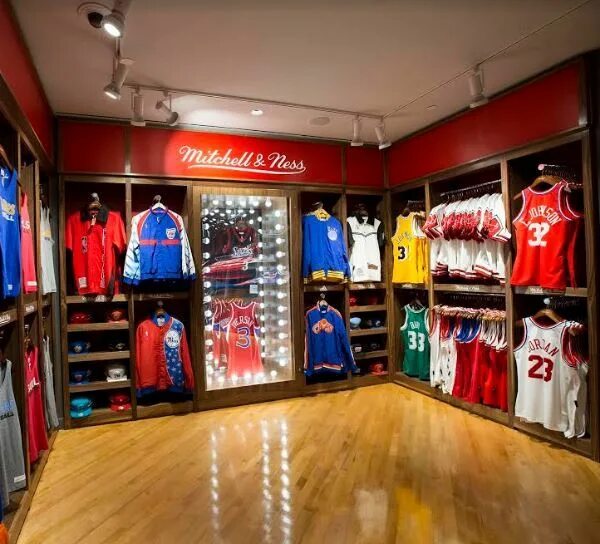 Red shops ru. Магазин NBA. Магазин бренд шоп. Superbrands магазин одежды. Бренд shopet.